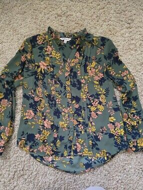 Floral Pintuck Blouse